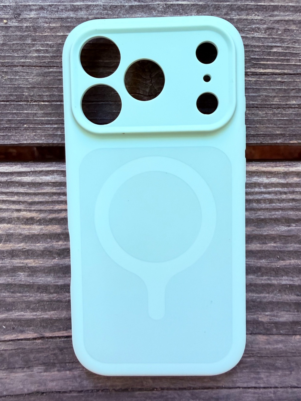 Mint Green MagSafe-Compatible IPhone 17 Pro Phone Case
